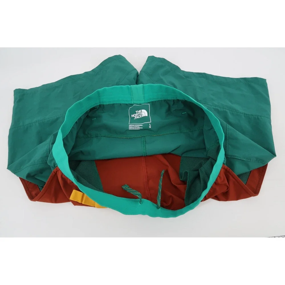The North Face Trailwear OKT Trail Shorts‎ Mens Large Rust Green Colorblock